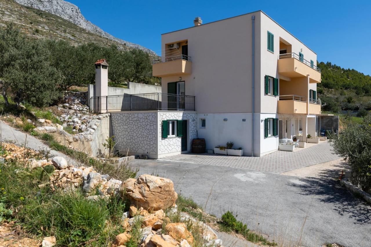 Apartments With A Parking Space Dugi Rat, Omis - 19516 Exterior foto